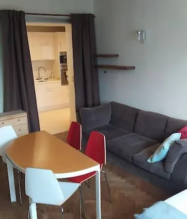 Spacious Modern 3 Bedroom Aparment Prague Exterior photo